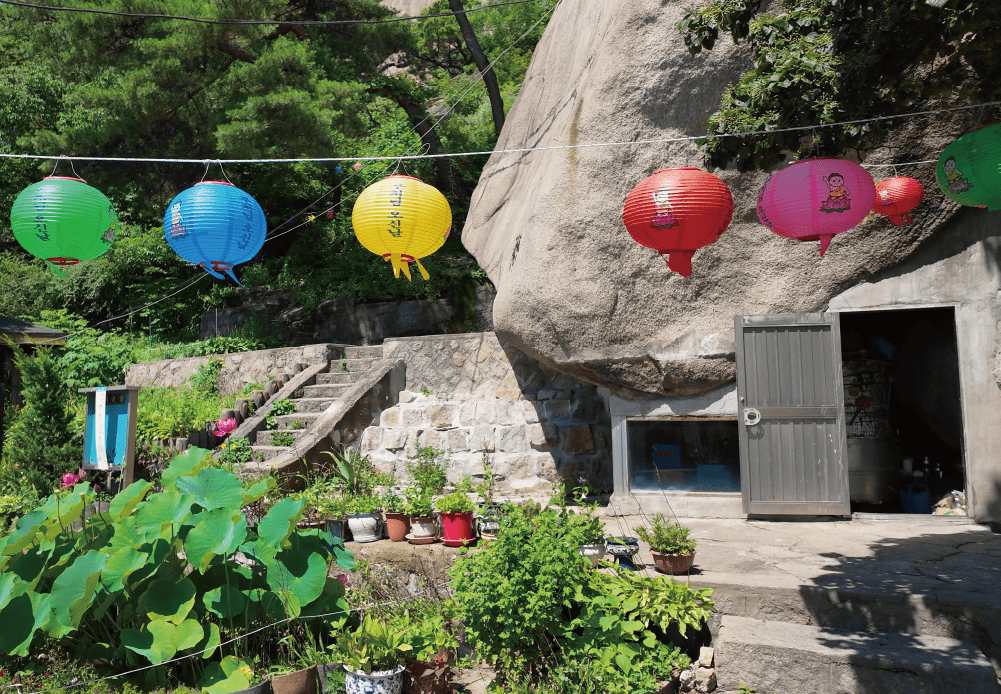 Seokguram Grotto 2-min