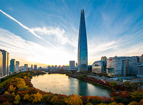 Seokchon Lake Park 