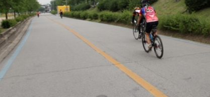 Hangang River Cycling Trail