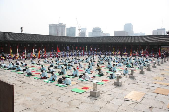 Gwageo Reenactment at Gyeonghuigung Palace