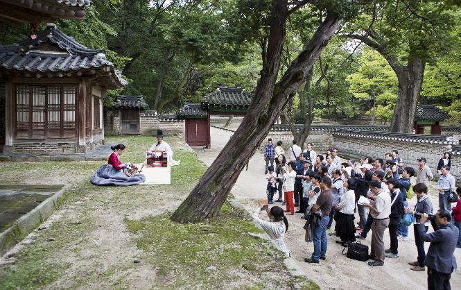 Music at the Royal Palace