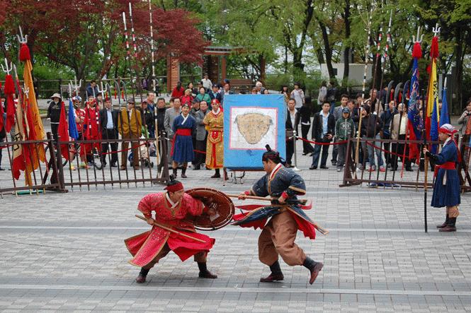 Traditional Performances at Namsan Beacon Mound