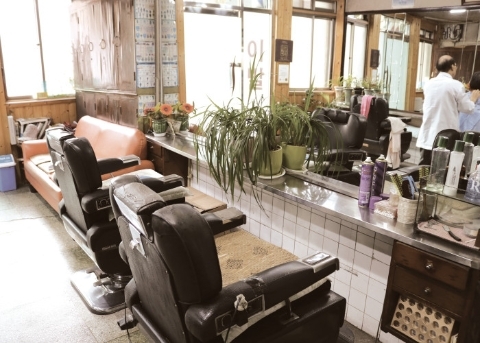 Munhwa Barber Shop