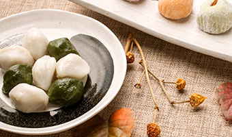 August 15 (Lunar): Chuseok (Korean Thanksgiving)